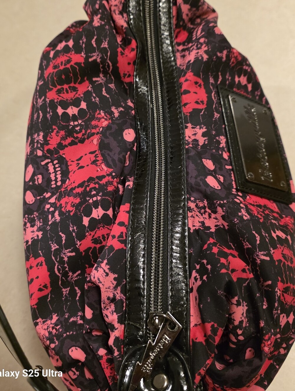 VTG Rare Betseyville Pink Black Skull Hobo Shoulder Bag Lightning Bolt - Picture 8 of 16